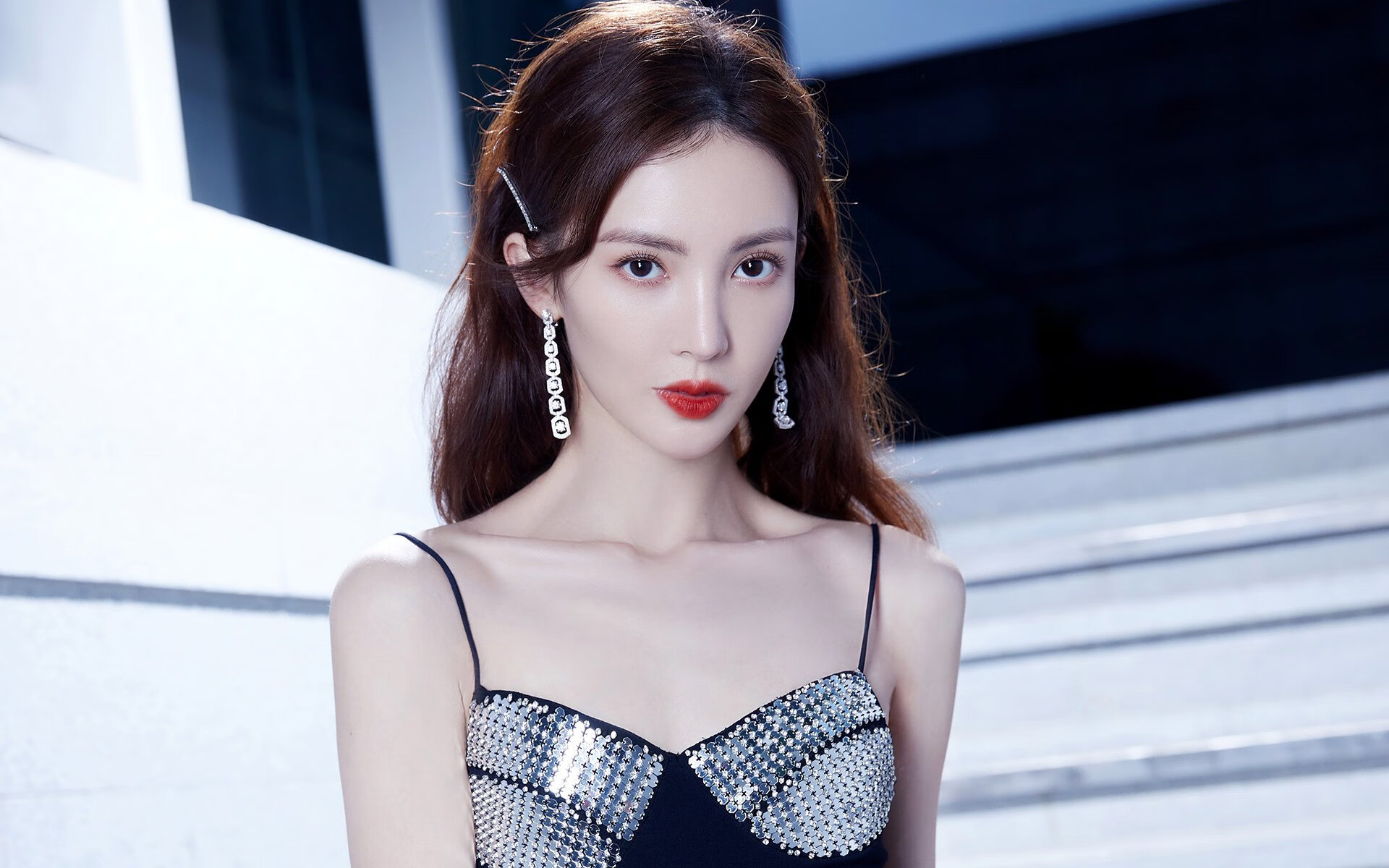 “帕布罗·马特拉:全能后卫的崛起,带领美洲狮队走向新高峰”