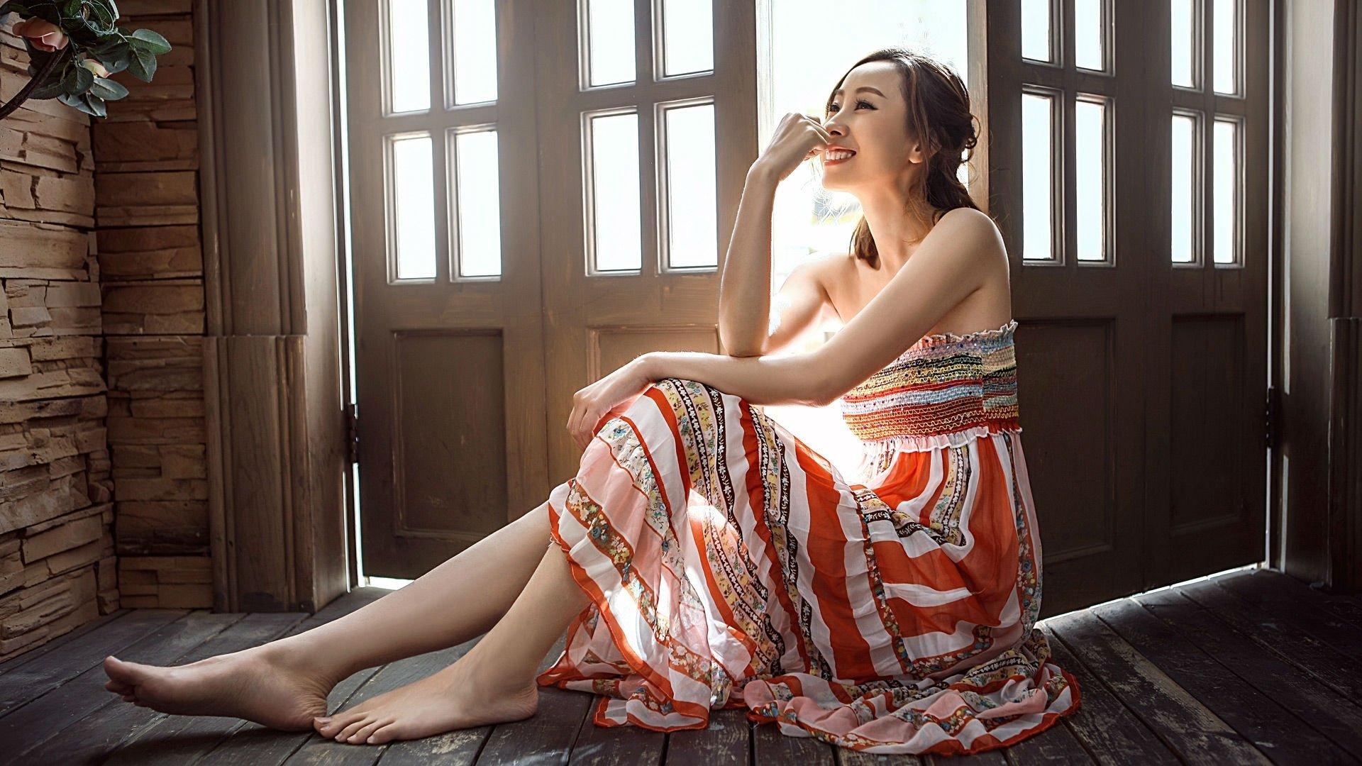 球员赛后表示感受到观众支持将继续努力回馈信任，球员发言